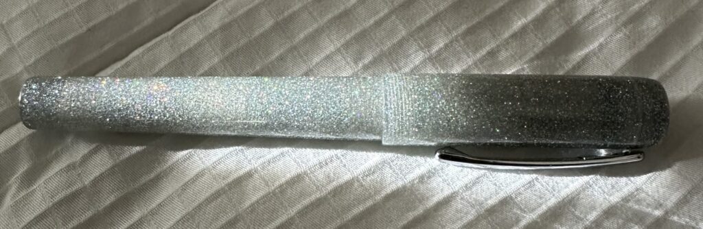 very sparkly fountain pen