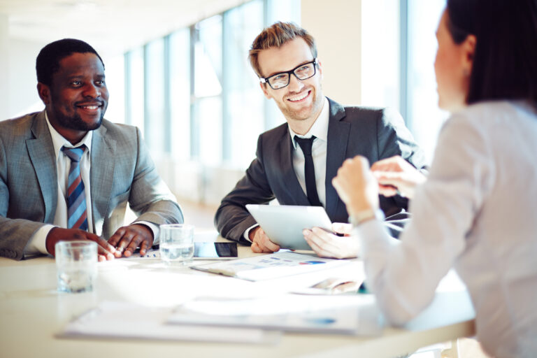 B2B content financial services